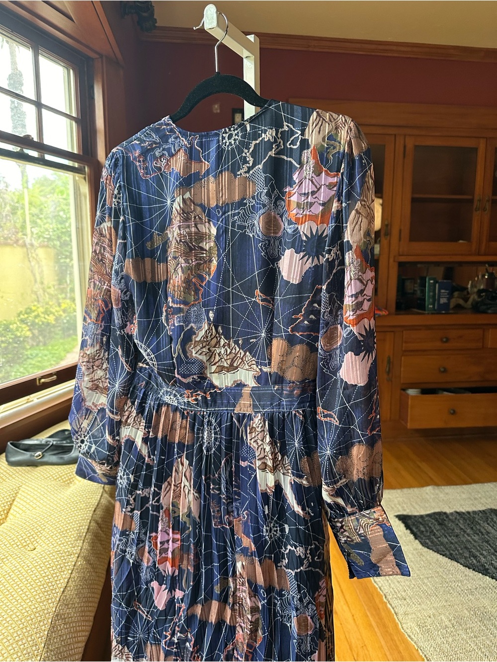 Scotch & Soda Navy Floral-Abstract Long Sleeve Maxi Dress - Picture 9 of 10